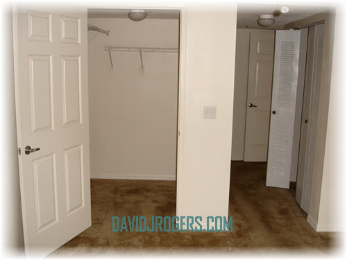 royal-grand-apartments-master-bedroom-walk-in-closet1