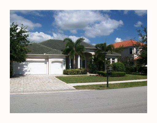 3743 W LAKE ESTATES DR, DAVIE